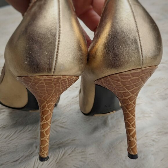 Vintage DOLCE & GABBANA Gold Leather Embossed Croc Trimmed Stiletto Pumps, Sz. 6 - Picture 2 of 16